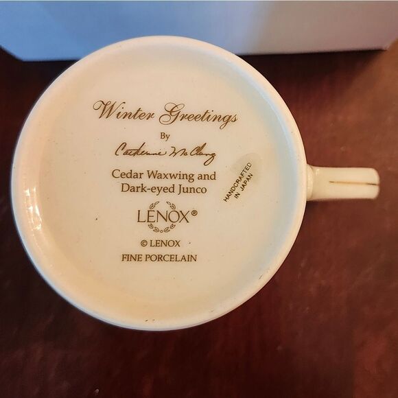 NWT Lenox Set Of Two "Winter Birds"  Porcelain Mugs w/24K Gold Trim Ret. $156 - Picture 6 of 11